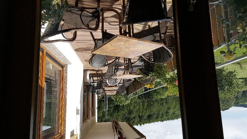 Rhoen-Hotel Sonnenhof - Restaurant & Cafe Poppenhausen Eksteriør bilde